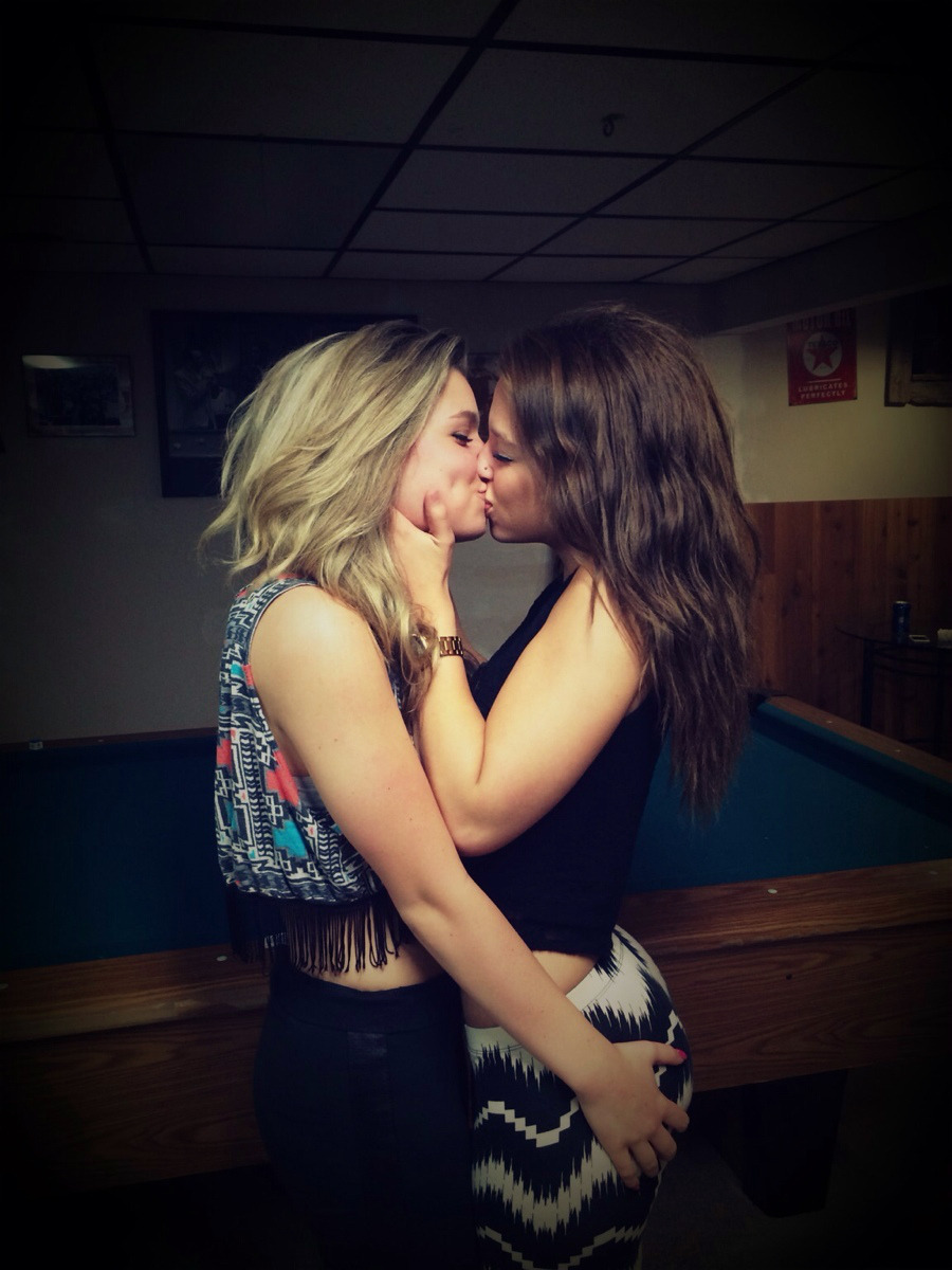 Hayden leslie panettiere lesbian kiss