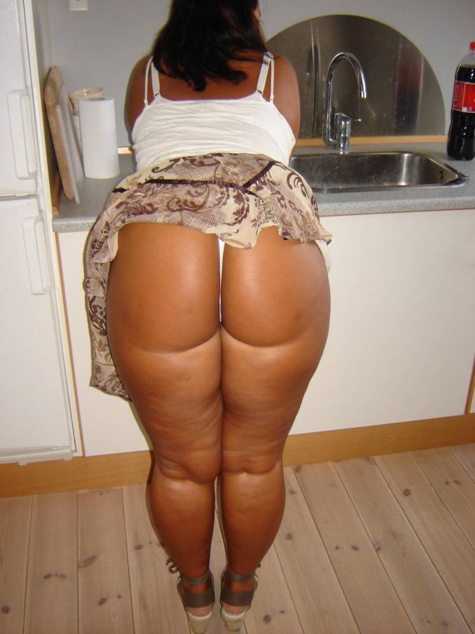 Thick tan ass