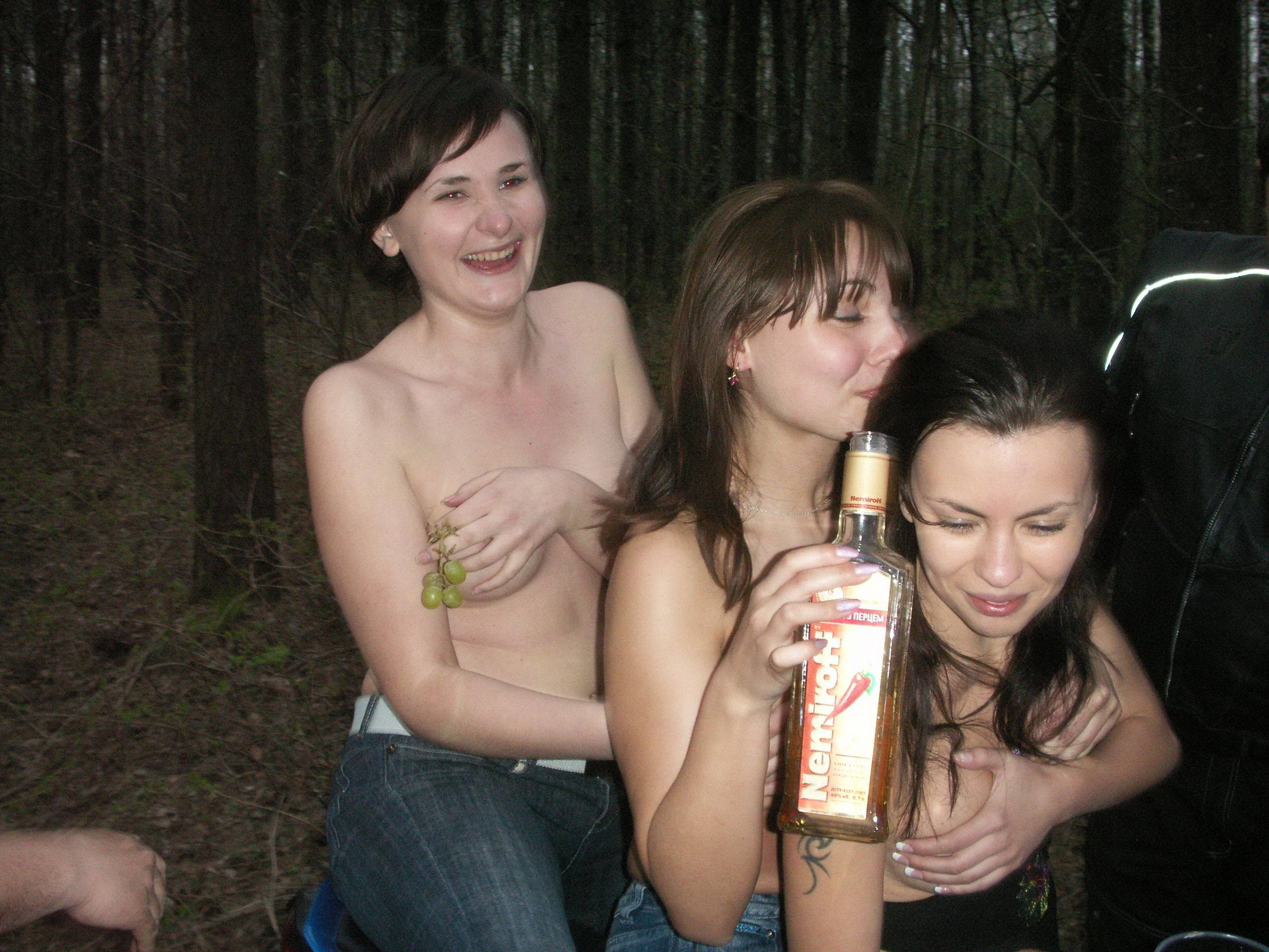 Пьяные русские голые девушки фото
