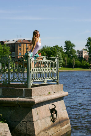 Stunning_Alina---City-Lake_Alina_medium_0049