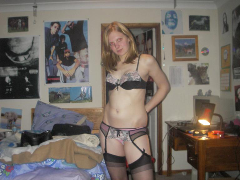 amateur photo bra and panties (446)