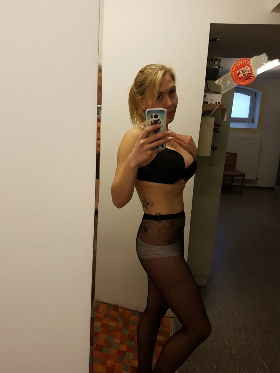 amateur photo bra and panties (935)