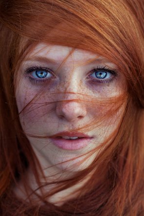 amateur pic Red Hair, blue eyes