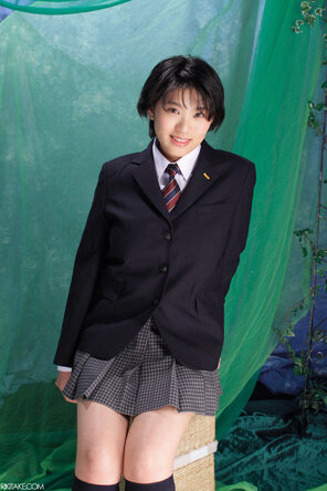 schoolgirl Yoshimi Kitashiro – 56 pics