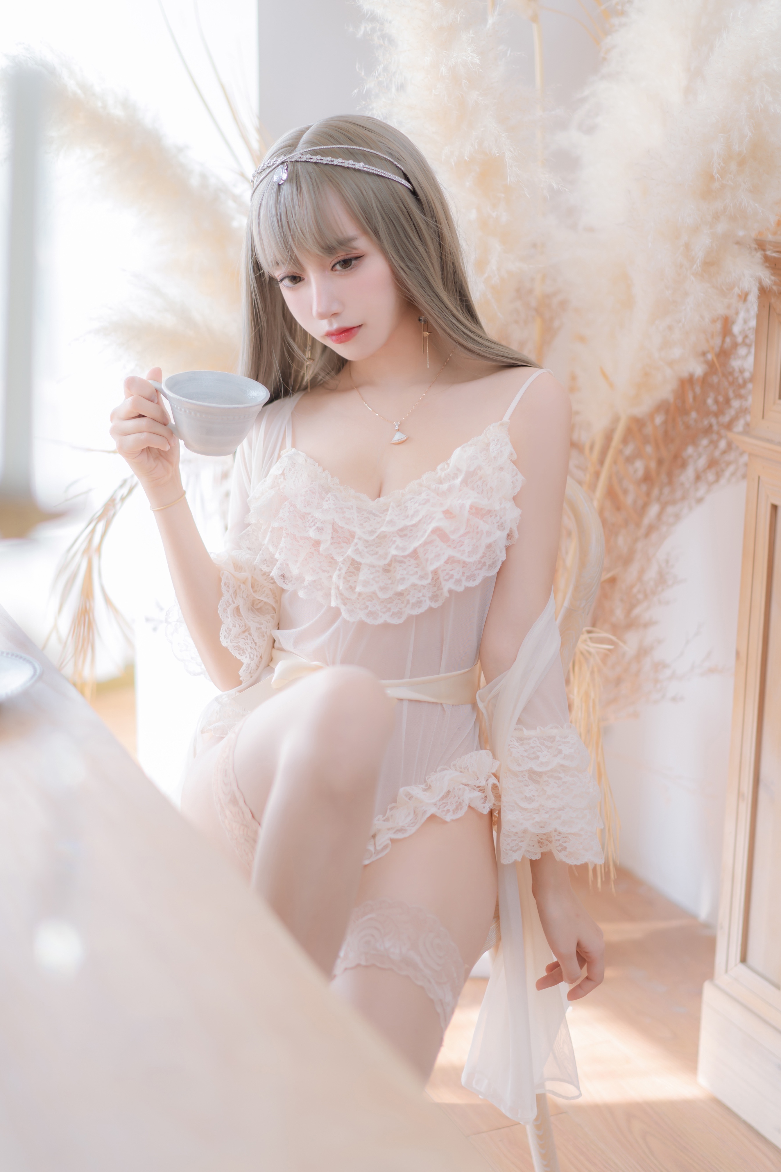 amateur photo Mixian Sama (过期米线线喵) - 凡尔赛公主 (34)