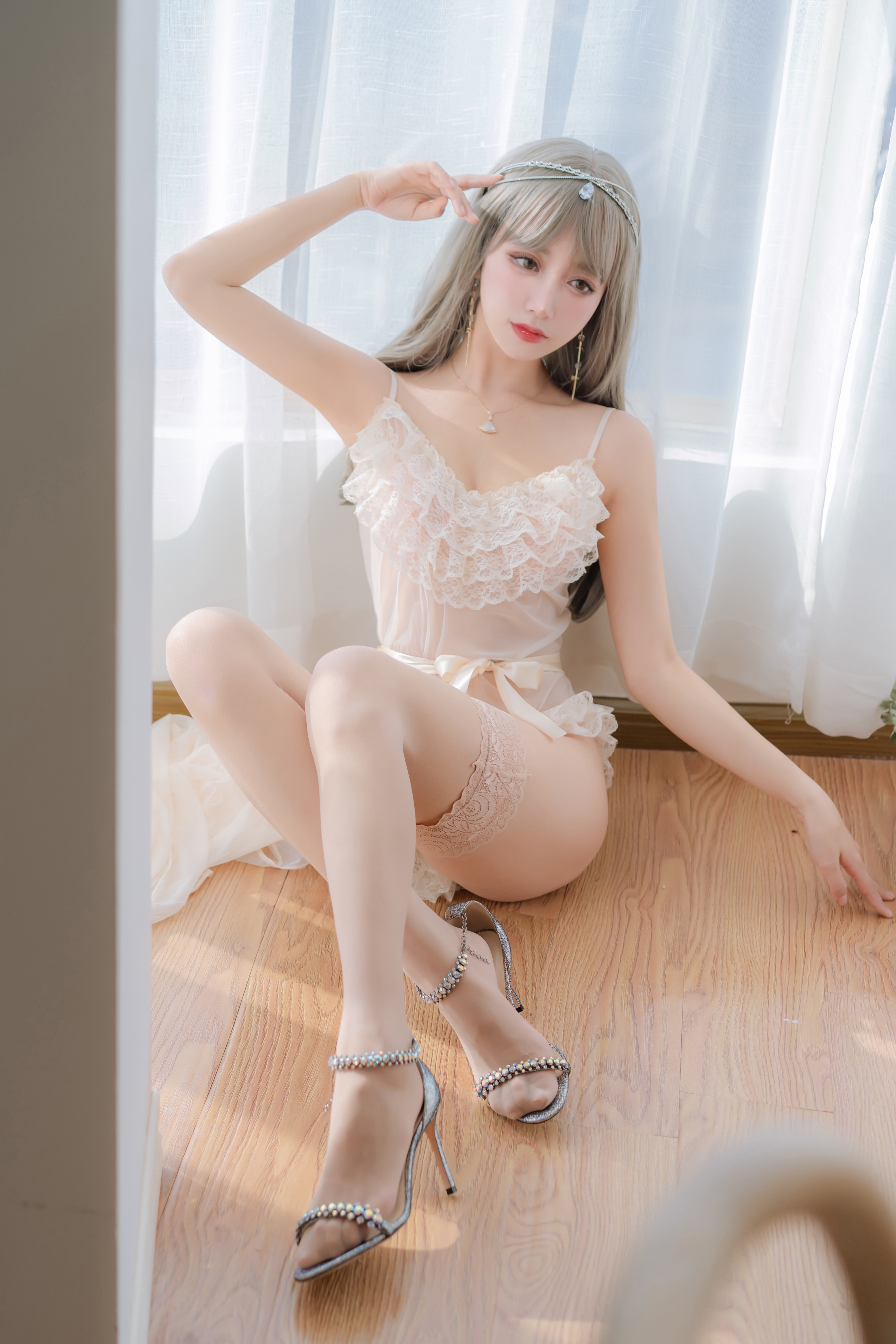 amateur photo Mixian Sama (过期米线线喵) - 凡尔赛公主 (43)