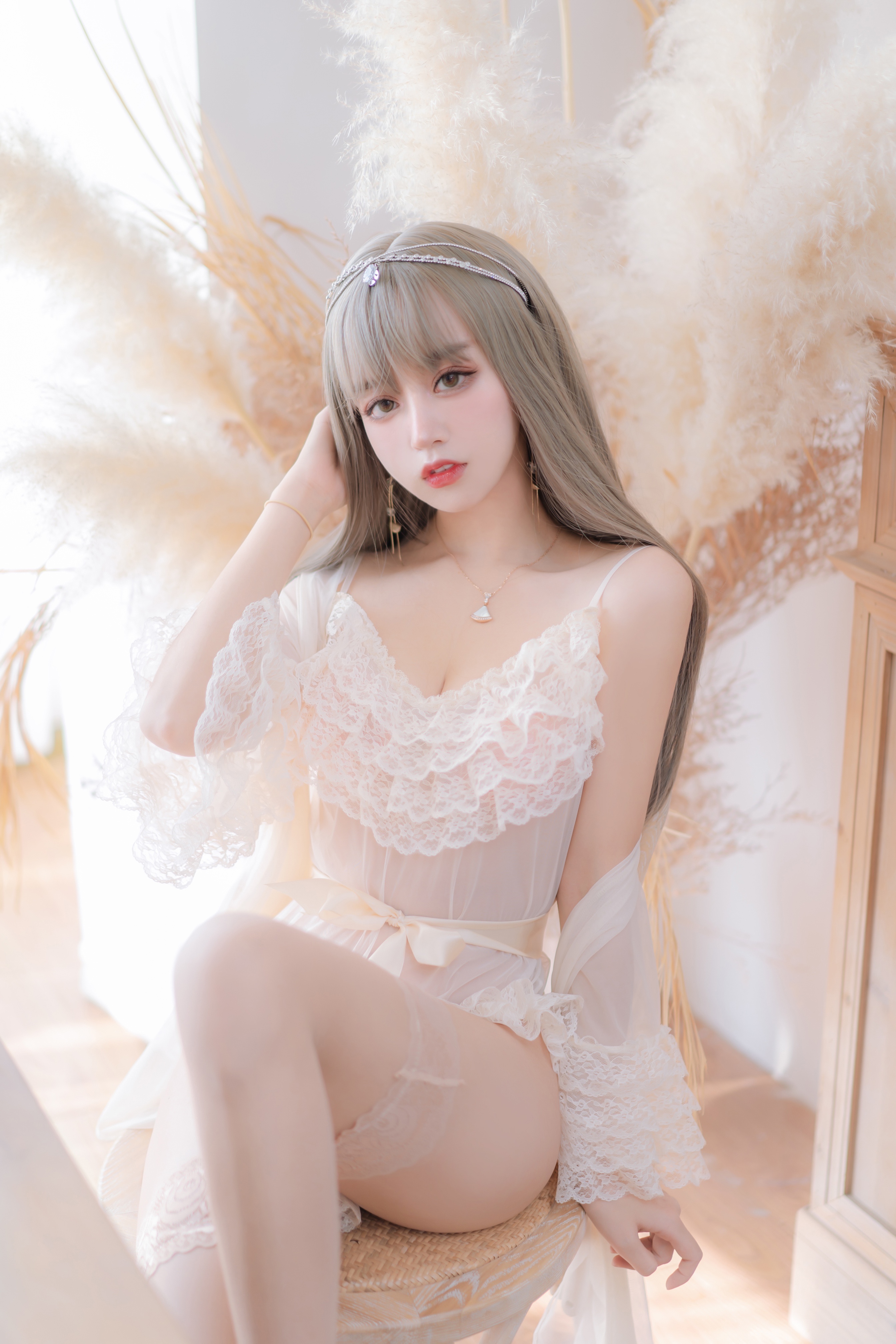 amateur photo Mixian Sama (过期米线线喵) - 凡尔赛公主 (49)