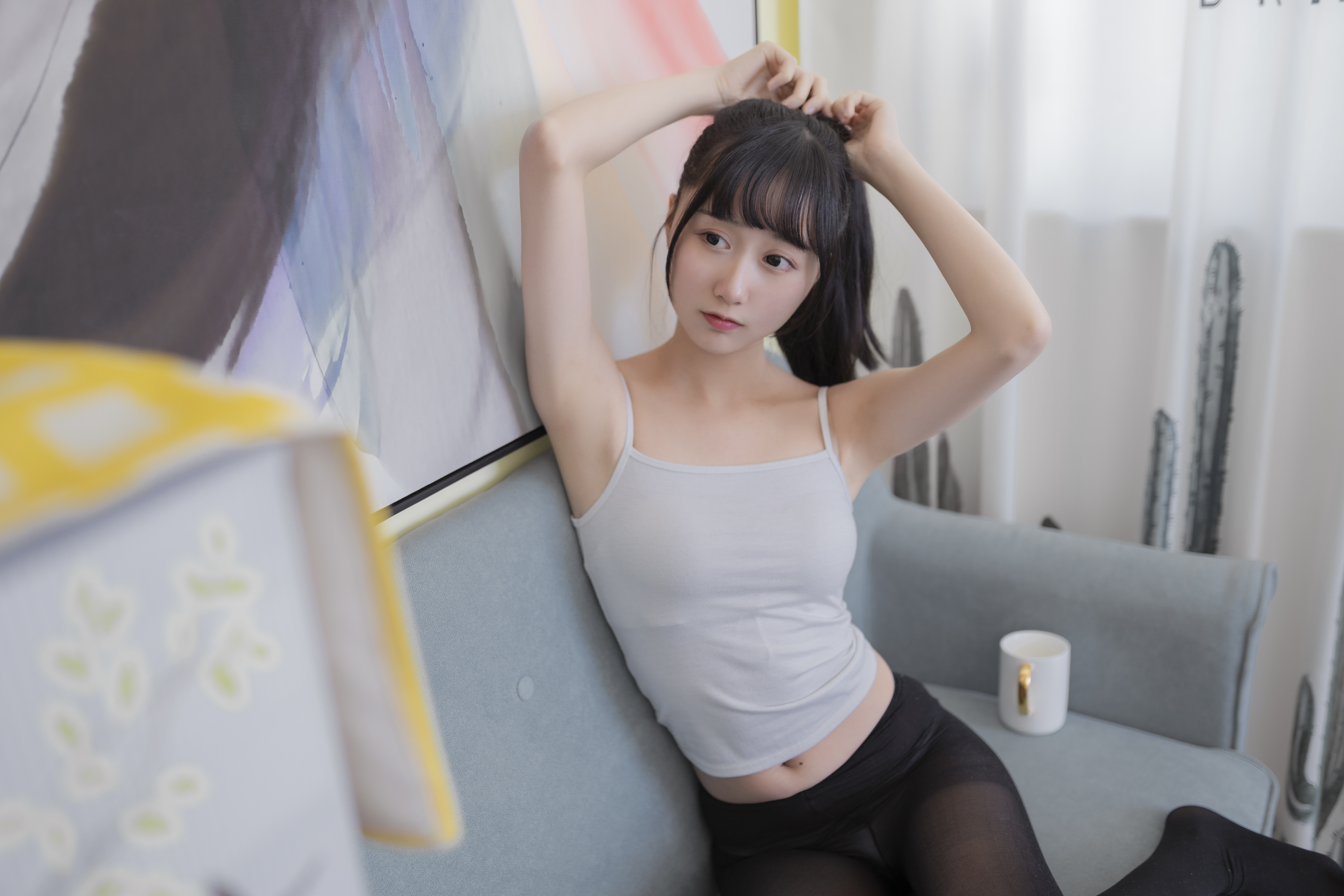 amateur photo KimemeOwO (木绵绵OwO) No. 6 - 背心黑丝居家写真 (3)