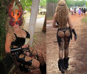 Girl seen walking around at renaissance faire - video in cimments