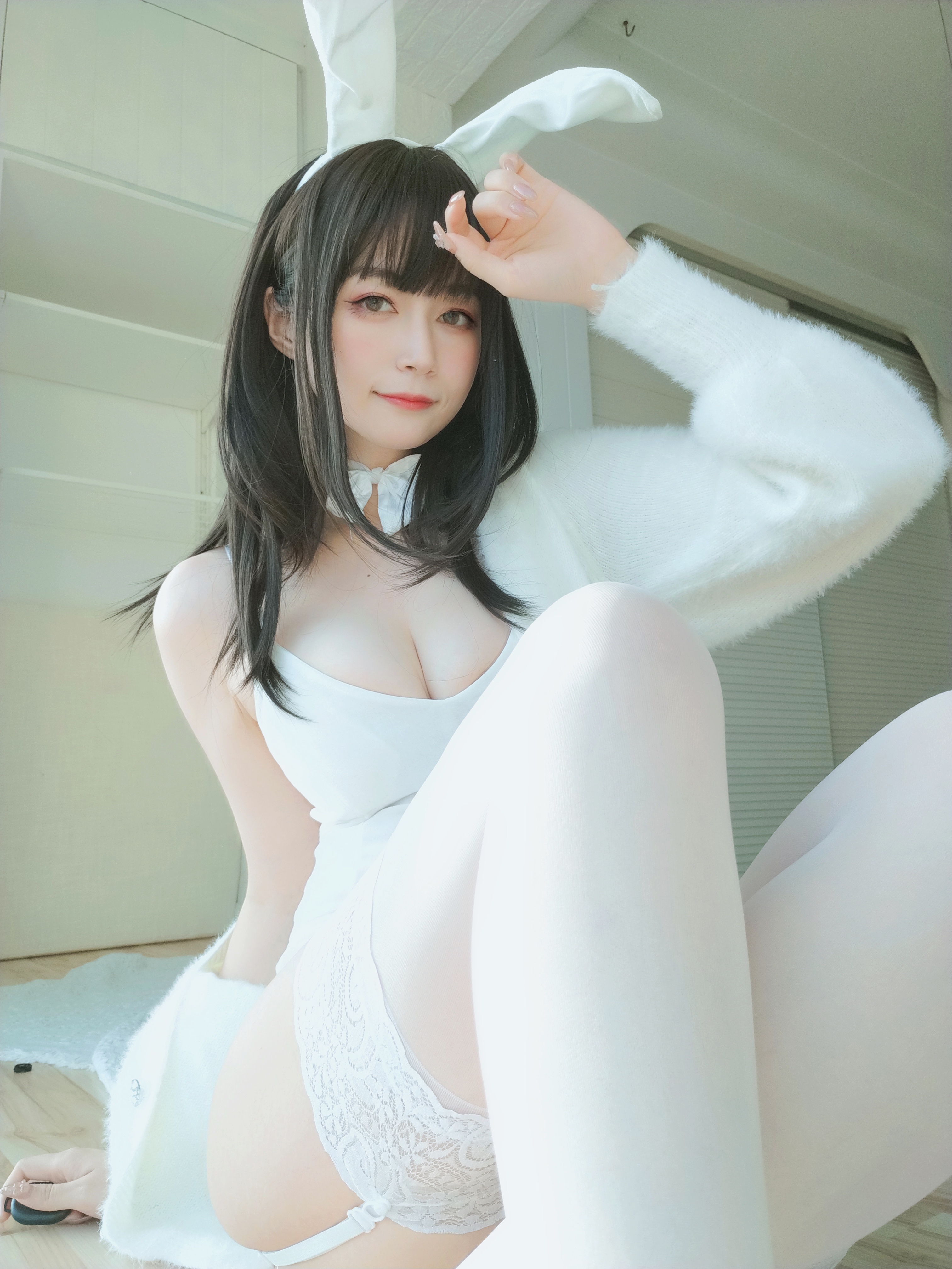 amateur photo Baiyin811 (白银81) - 白丝兔子 (14)