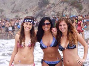 Patriotic Beach Girls