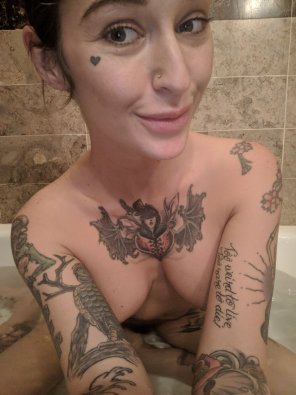 amateur pic Kleio Valentien