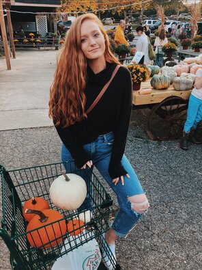 Pretty with pumpkins