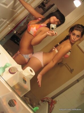 amateur pic Selfshot_mirror00047