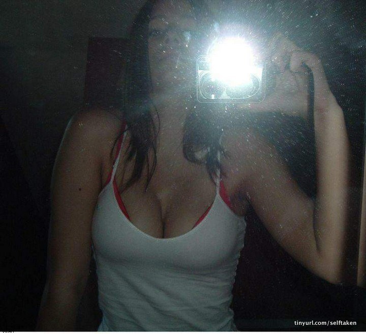 amateur photo Selfshot_mirror00178