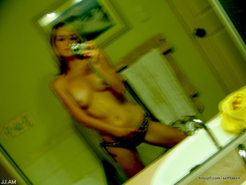 amateur photo Selfshot_mirror00715