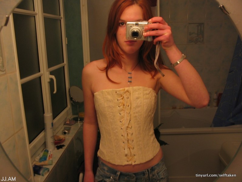 amateur photo Selfshot_mirror01052