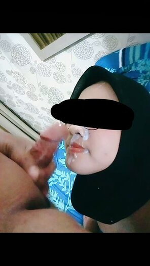 amateur pic Hijab slut