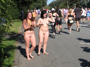 Naked race spectators