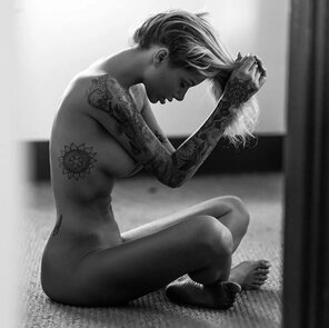 amateur pic 1658490423_798_Big-Collection-of-Topless-and-Naked-Tina-Louise-Pictures-20