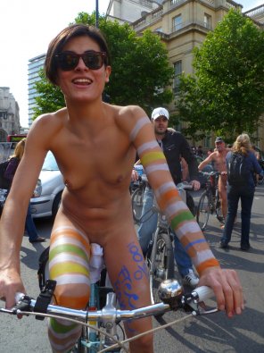 amateur pic flat-chested short hair naked cyclist on the street