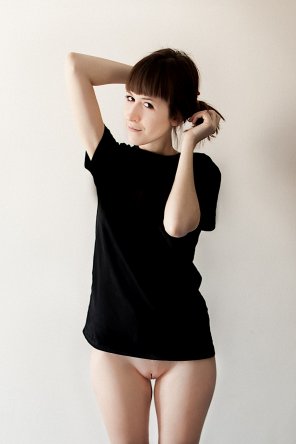 Black T-shirt