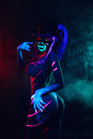 amateur pic Kalinka Fox - KDA Akali (23)