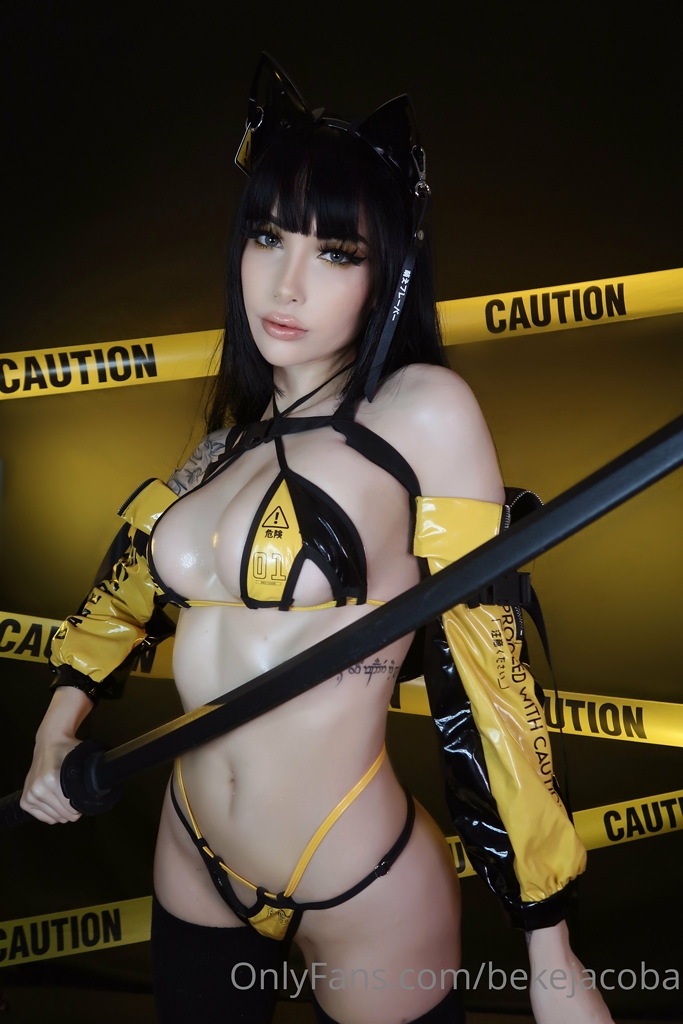 amateur photo Beke-Jacoba-Cyber-Kitty-3