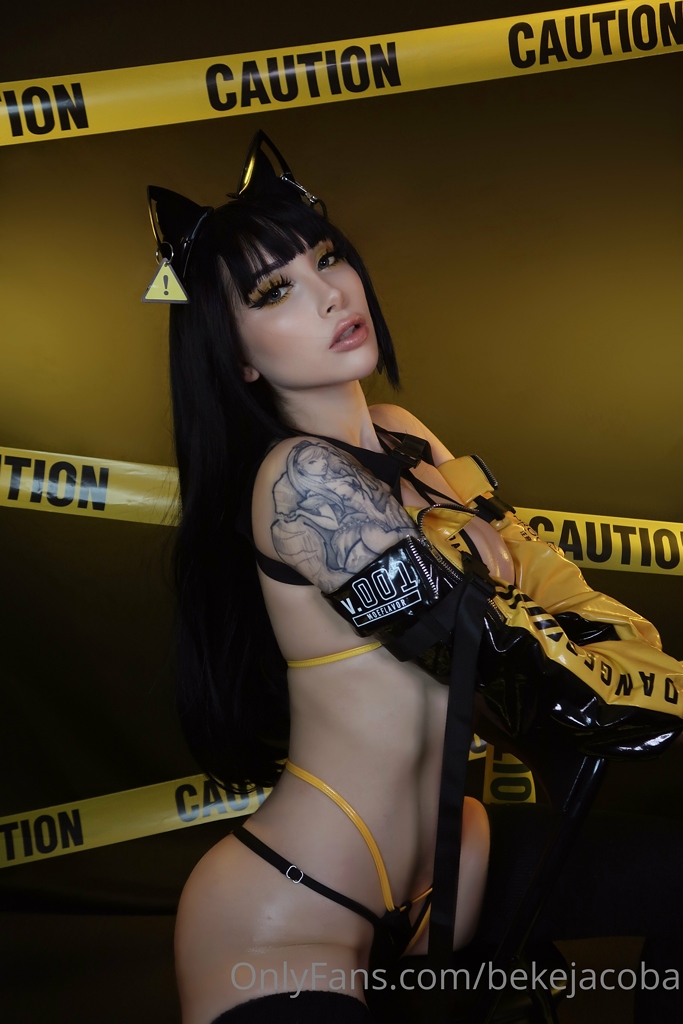 amateur photo Beke-Jacoba-Cyber-Kitty-15