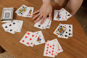 EB_Playing-With-Cards_Mia-Grandy_high_0005