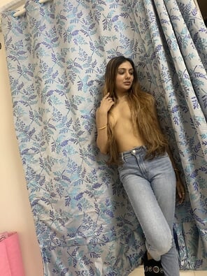 amateur pic khusi mukharji (97)