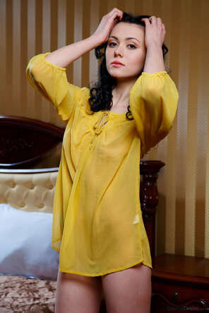 Eternal_Yellow-Dress_Eilona_medium_0011