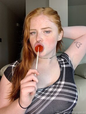 amateur Photo Ginger-ed-05-06-2020-45082566-This Lollipop Was Watermelon Flavored (