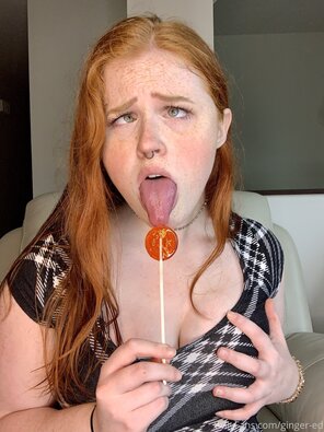 amateur Photo Ginger-ed-05-06-2020-45082573-This Lollipop Was Watermelon Flavored (