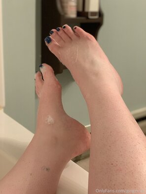 amateur Photo Ginger-ed-29-01-2020-20337539-transferring Some Foot Co