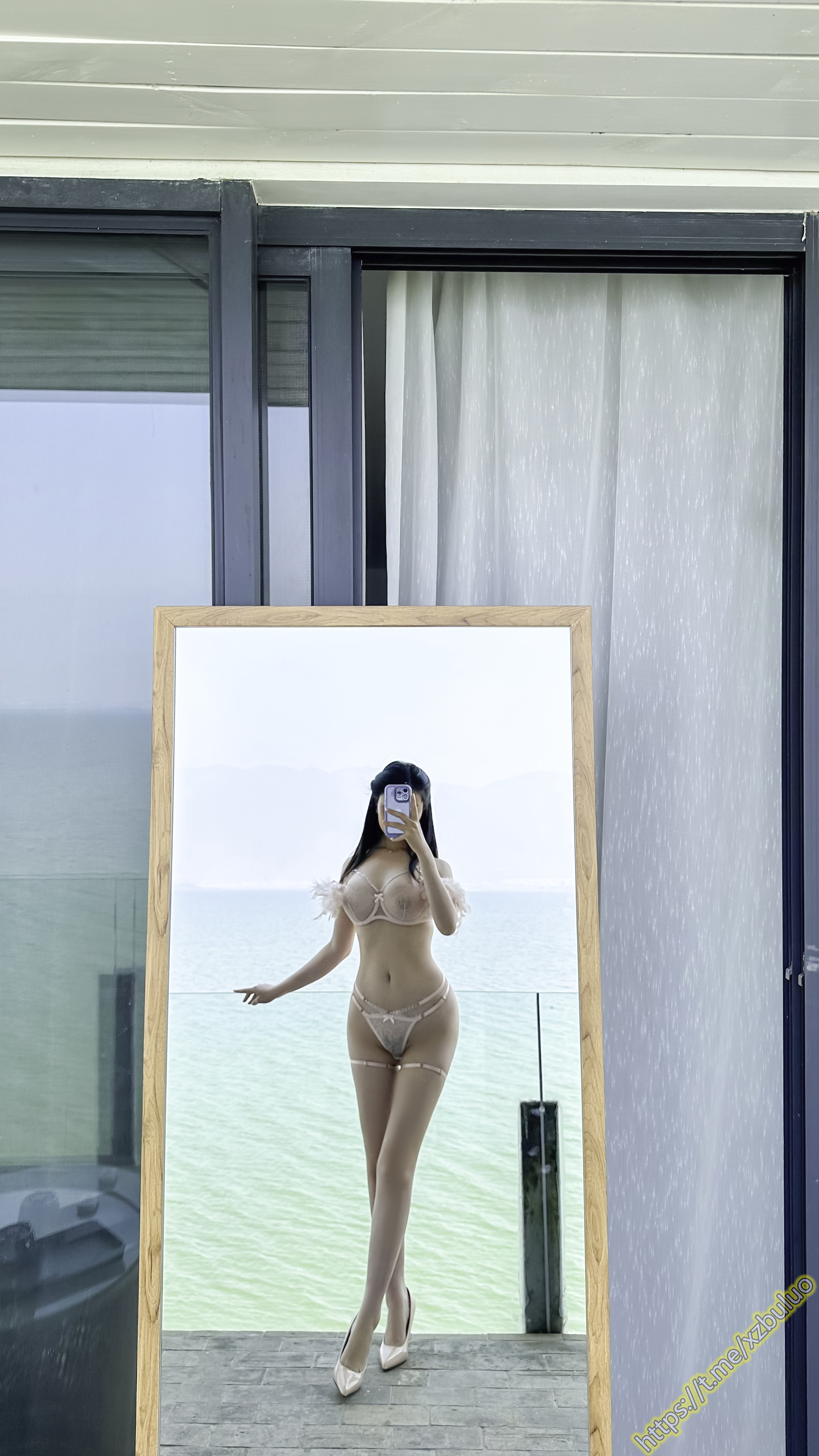 amateur photo 年年Nnian - 维多利亚的秘密 - selfie (13)