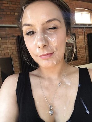 amateur pic Amateur_Cumshots_Facials_Proud_of_her_public_cum_facial_..._pick_one_for_a_date____4456230-35