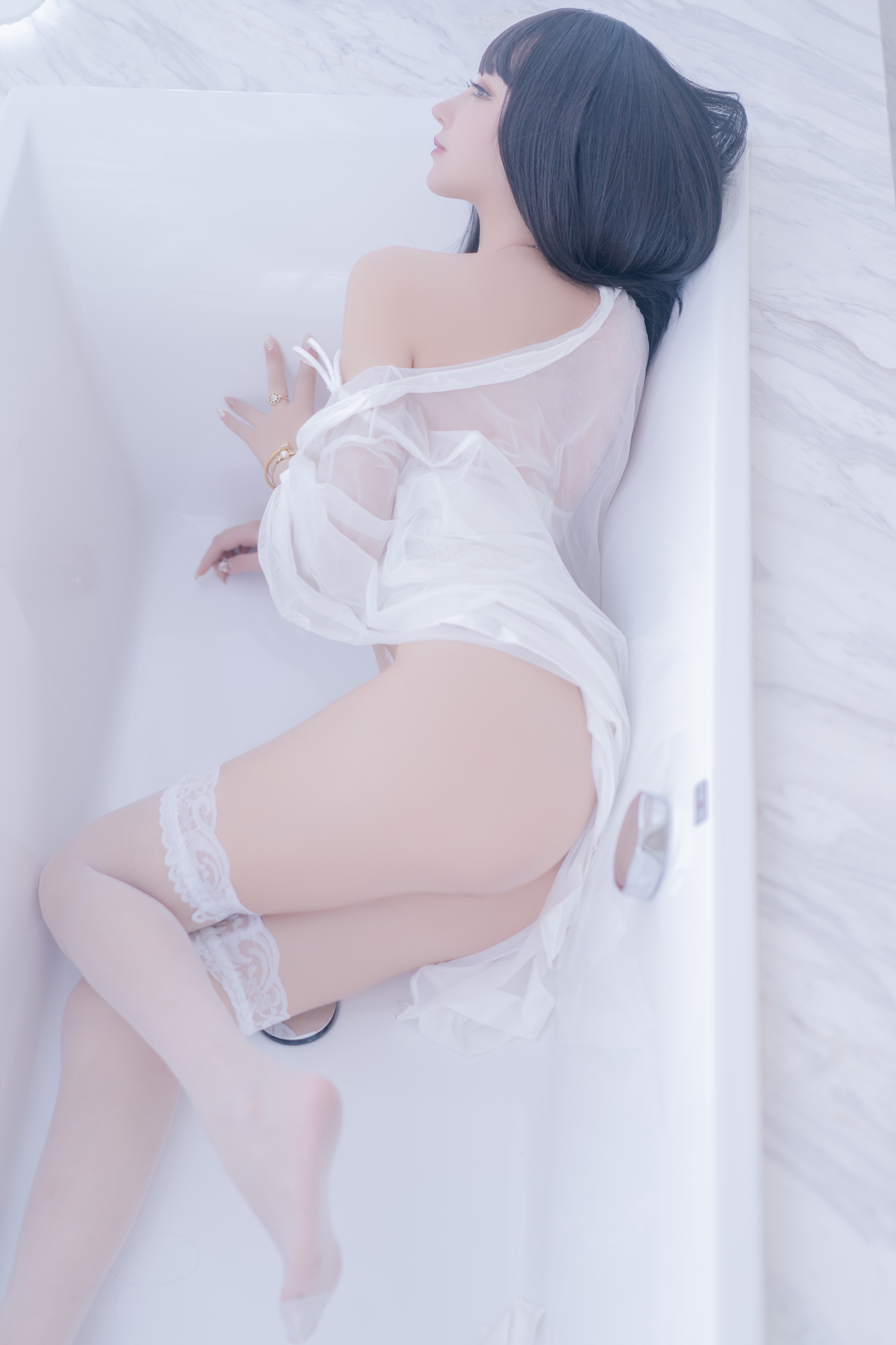 amateur photo Mixian Sama (过期米线线喵) - 镂空内衣 (41)