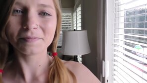 amateur pic ava-parker-my-neighbor-s-daughter-loves-cums-a-lot-on-my-dick_1080p.mp4_20240920011924_0036