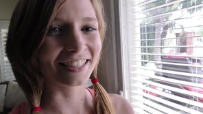 amateur pic ava-parker-my-neighbor-s-daughter-loves-cums-a-lot-on-my-dick_1080p.mp4_20240920011924_0041