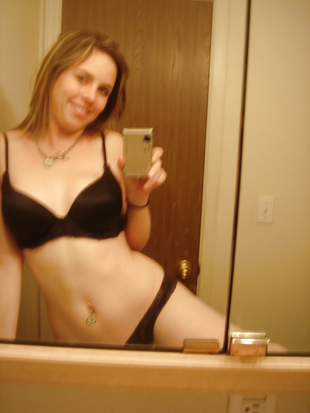 amateur photo bra and panties (828)