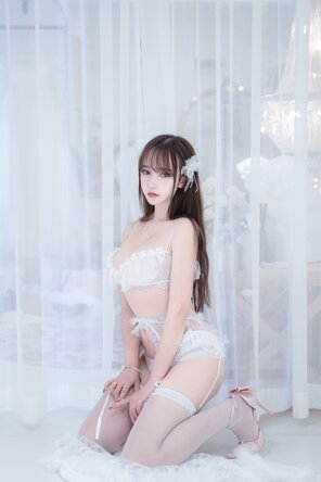 amateur pic Mixian Sama (过期米线线喵) - 天使与魔鬼 (25)