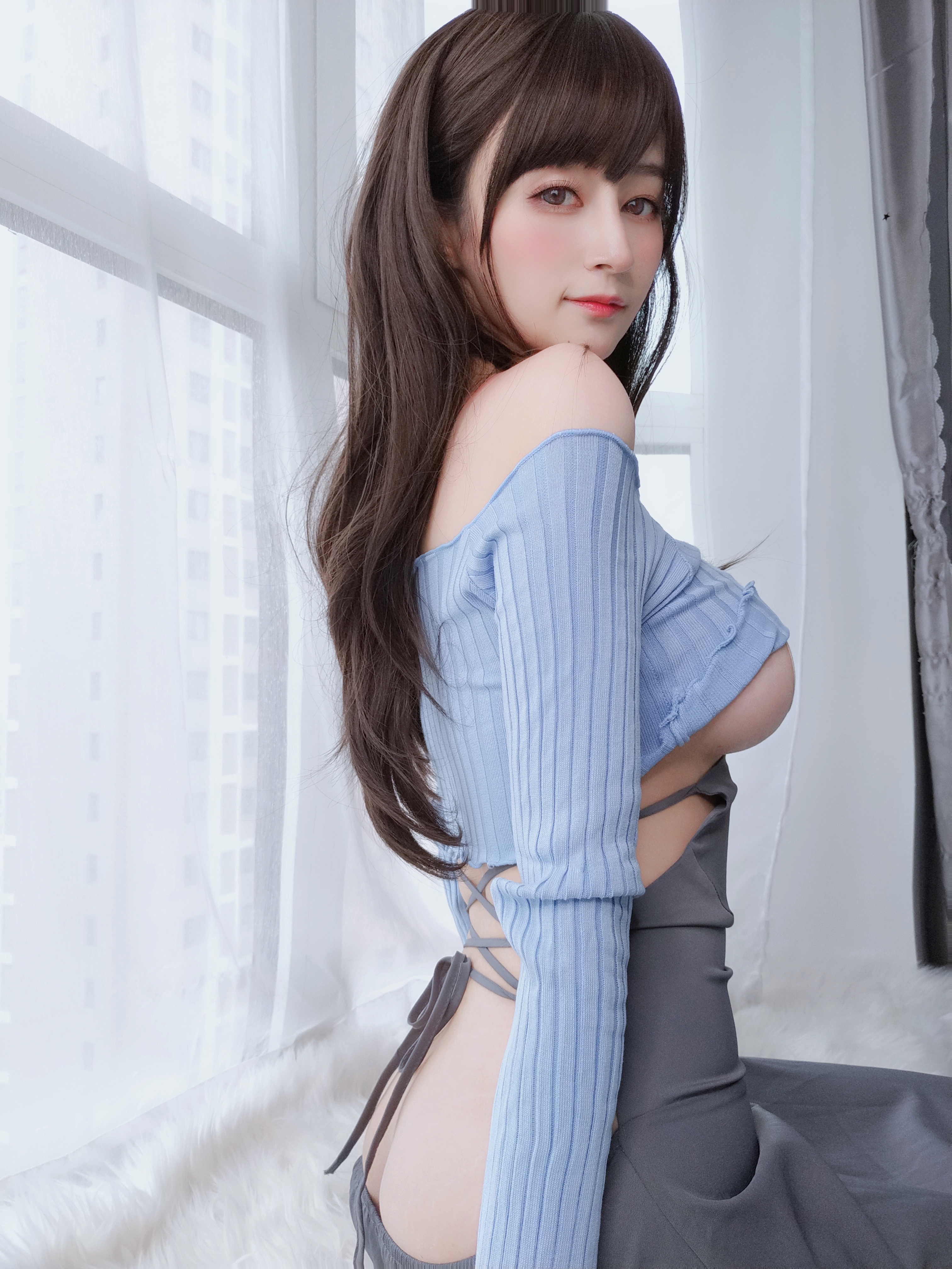 amateur photo Baiyin811 (白银81) - Sexy Guitar Girl (29)