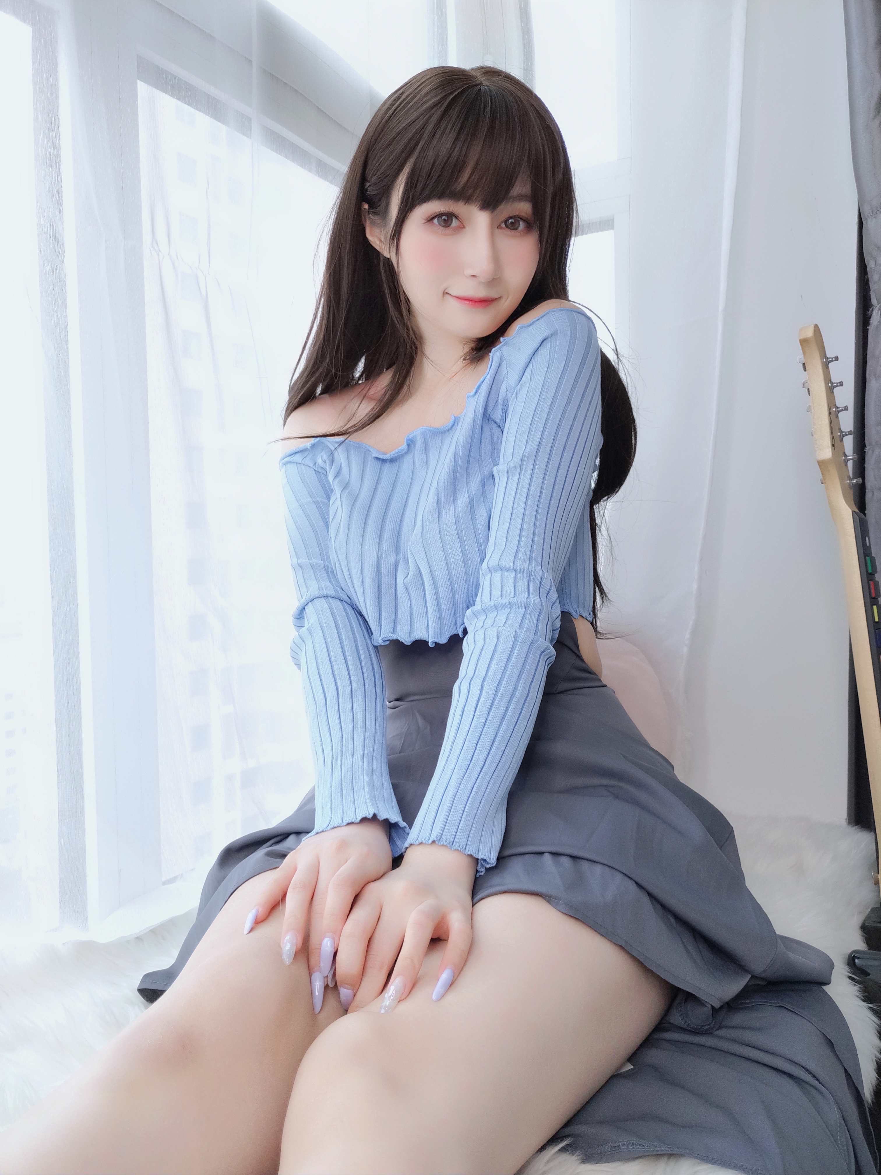 amateur photo Baiyin811 (白银81) - Sexy Guitar Girl (37)