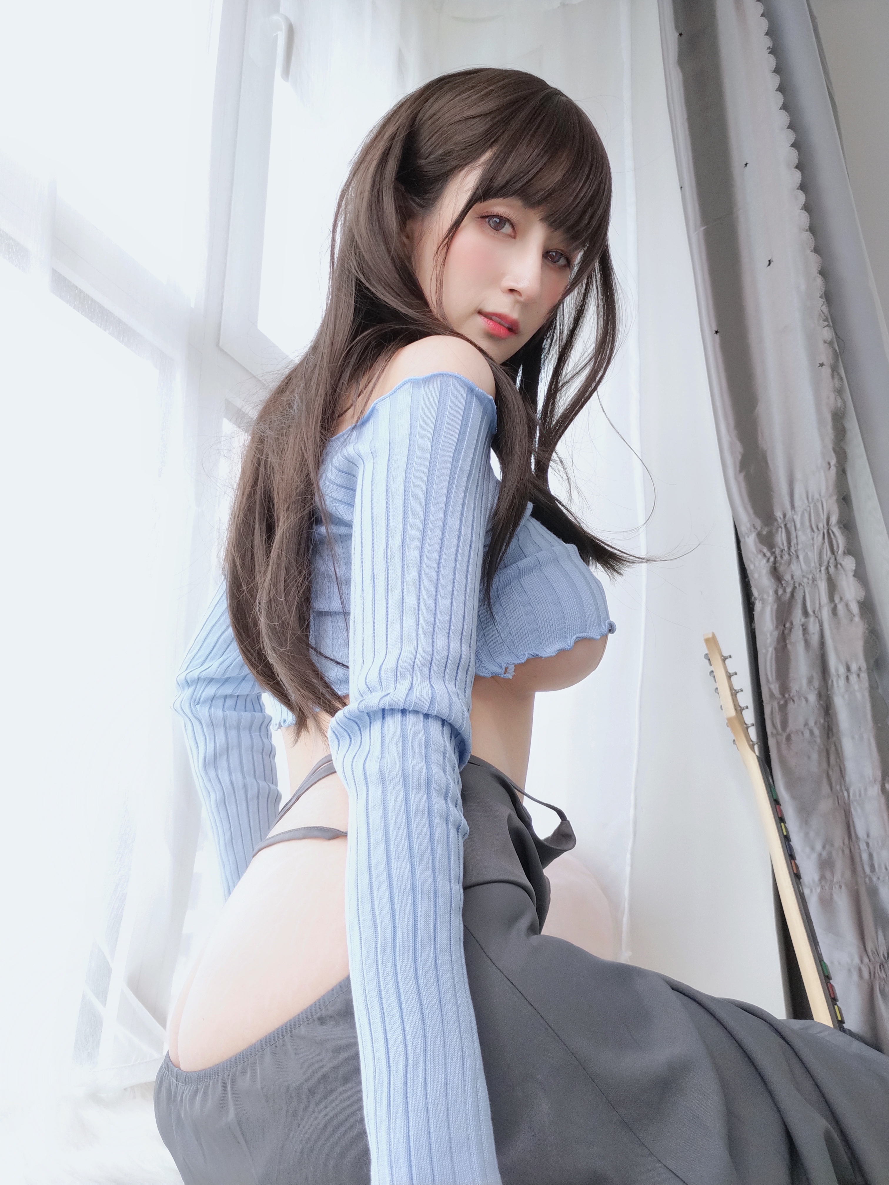 amateur photo Baiyin811 (白银81) - Sexy Guitar Girl (53)