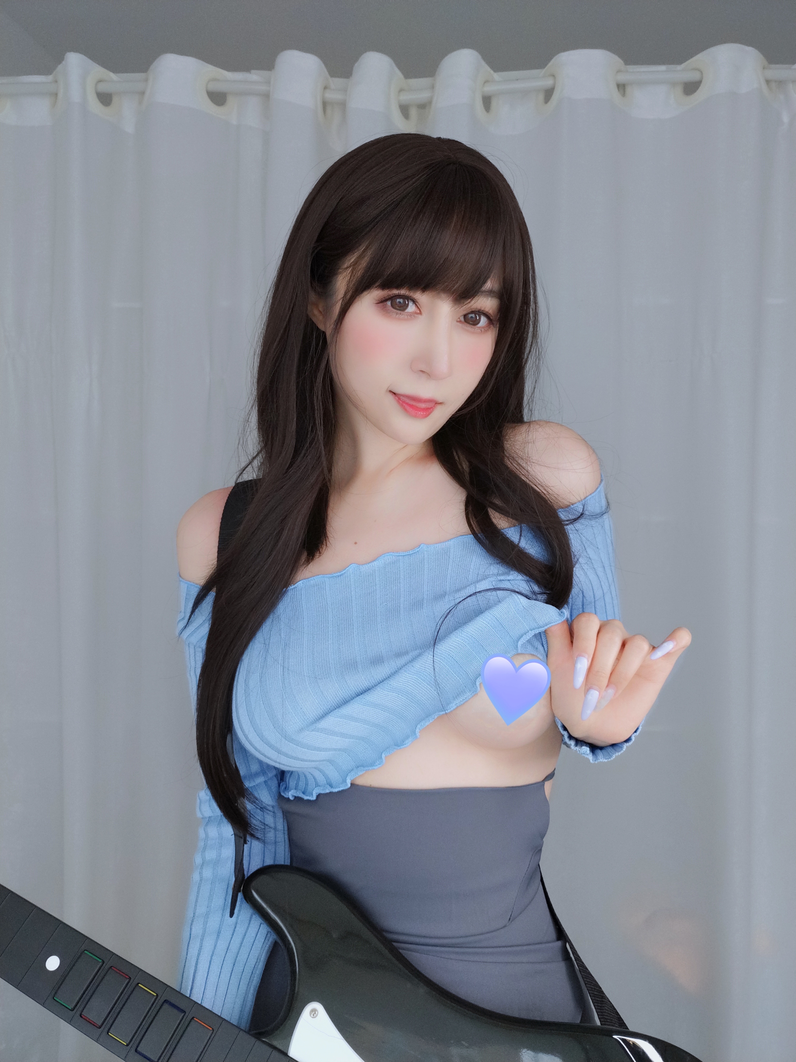 amateur photo Baiyin811 (白银81) - Sexy Guitar Girl (129)