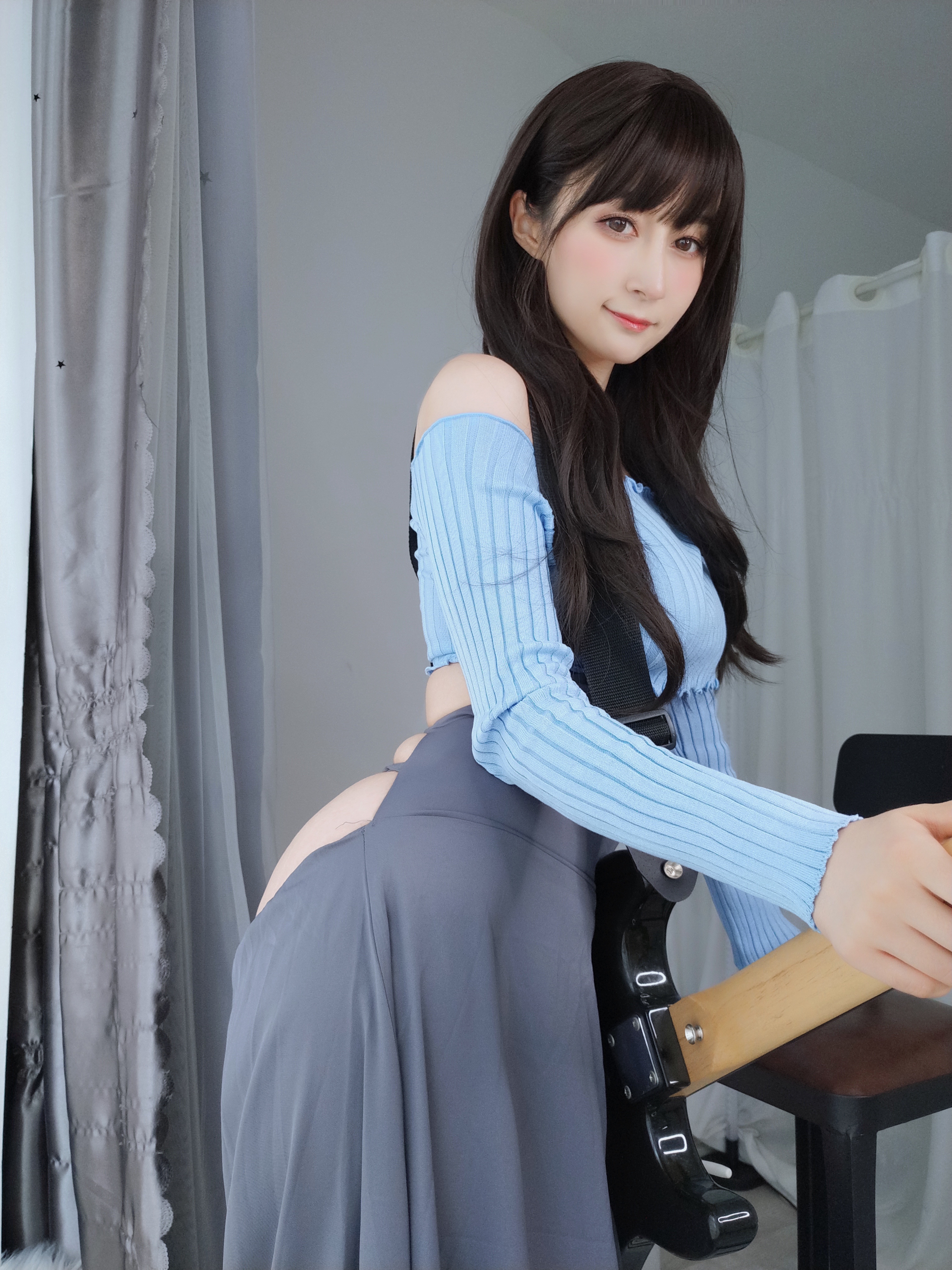 amateur photo Baiyin811 (白银81) - Sexy Guitar Girl (138)