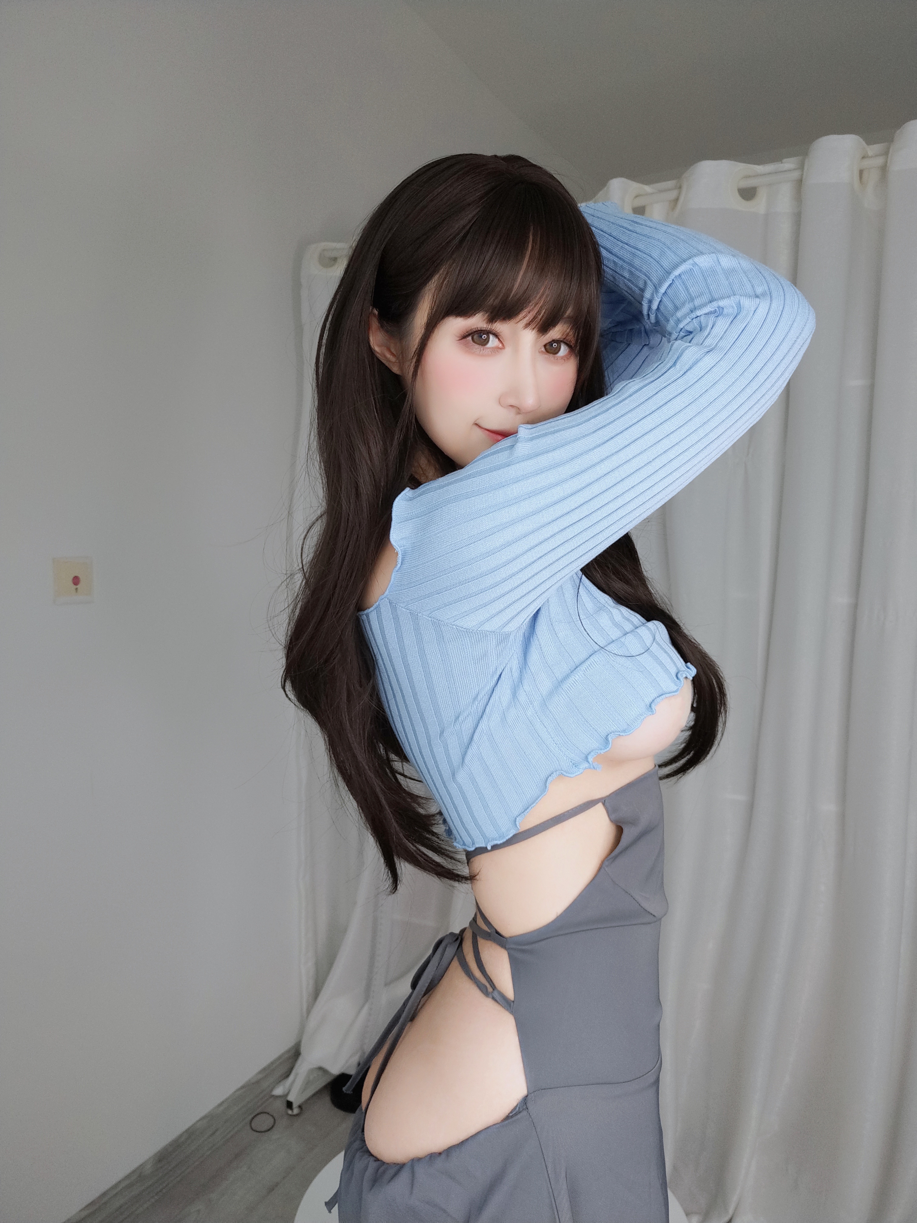 amateur photo Baiyin811 (白银81) - Sexy Guitar Girl (158)