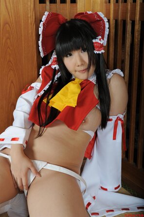 amateur pic reimu115