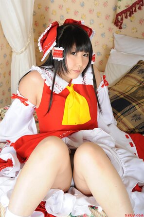 amateur pic reimu127